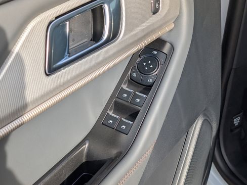 New 2026 Ford Explorer Active image 18