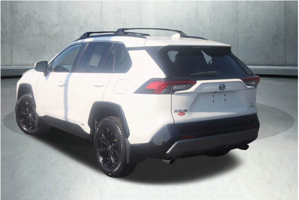 Certified 2022 Toyota RAV4 SE w/ Convenience Package AWD/4WD image 30