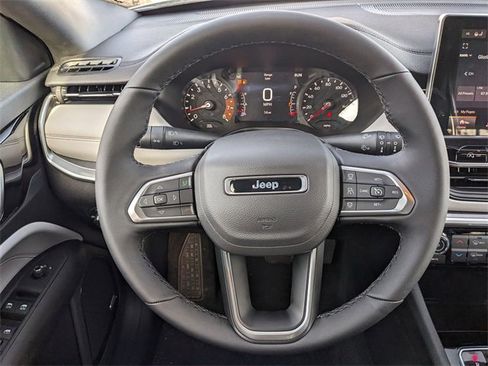 New 2025 Jeep Compass Limited w/ Sun & Sound Group image 17