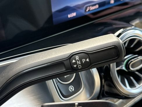 New 2025 Mercedes-Benz GLB 250 4MATIC image 20