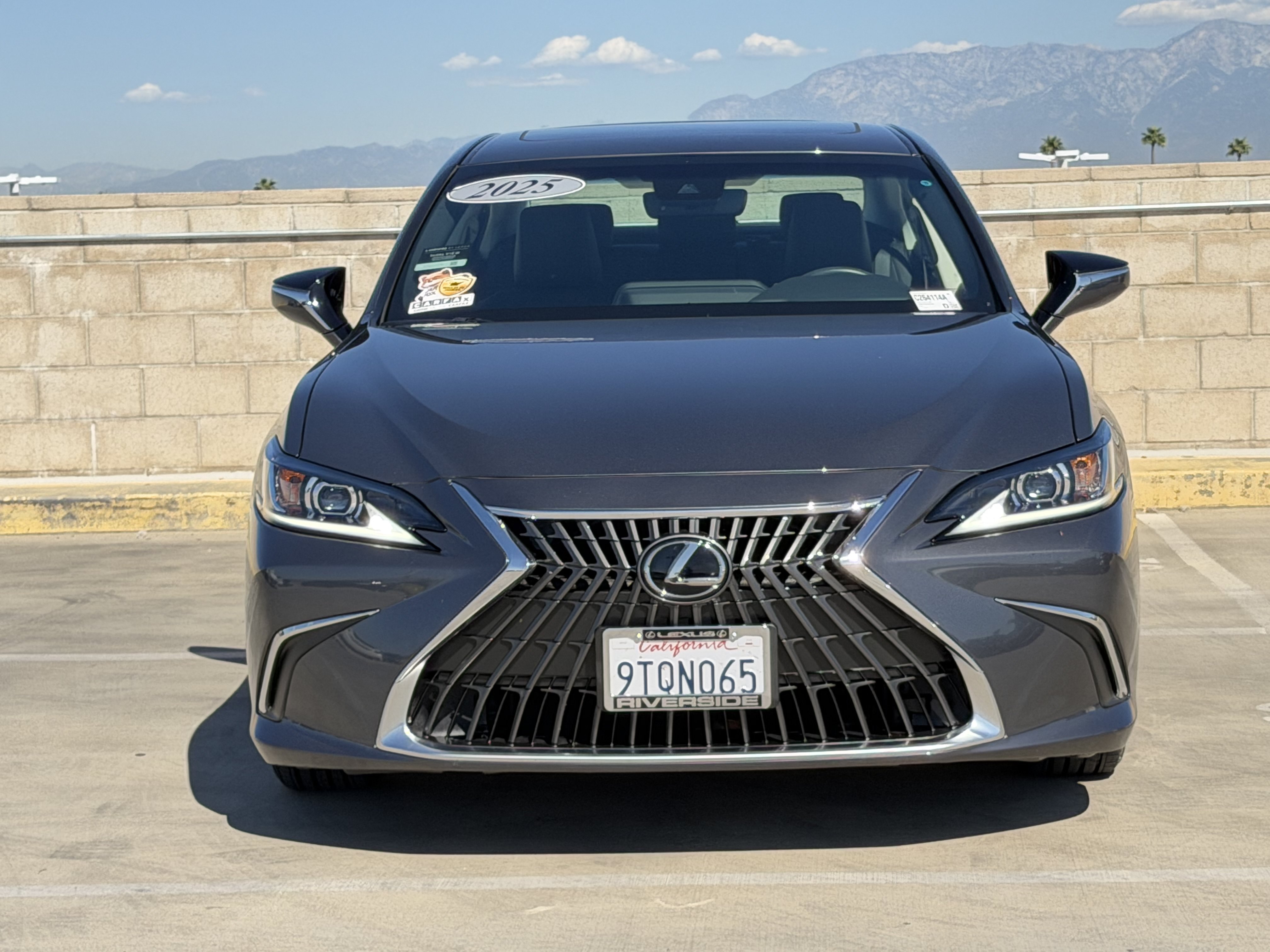 Certified 2025 Lexus ES 350 w/ Accessory Package (Z1) FWD image 3