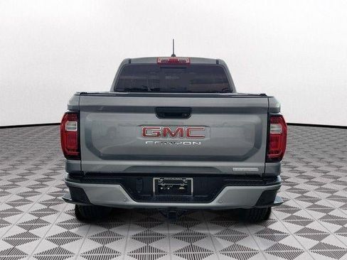 Used 2023 GMC Canyon Elevation w/ Elevation Premium Package AWD/4WD image 5