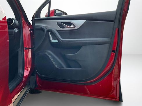 Used 2021 Chevrolet Blazer LT image 26