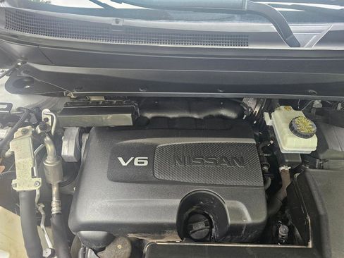 Used 2020 Nissan Pathfinder SL AWD/4WD image 31