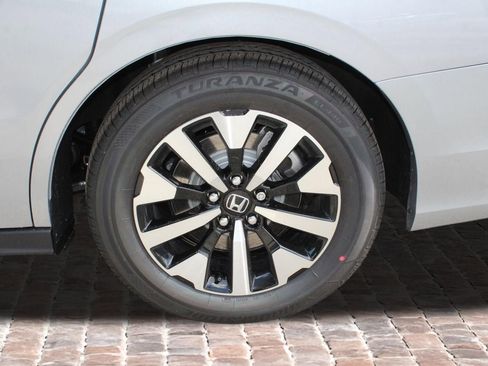New 2026 Honda Odyssey EX-L image 35