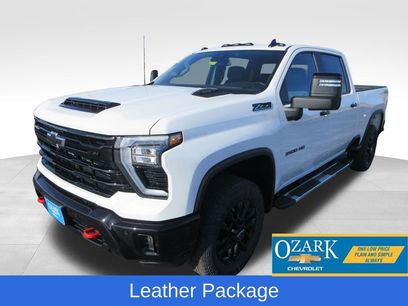 New 2026 Chevrolet Silverado 3500 LT w/ Trail Boss Package