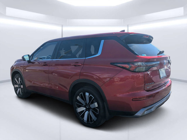 Used 2025 Mitsubishi Outlander SE FWD image 5