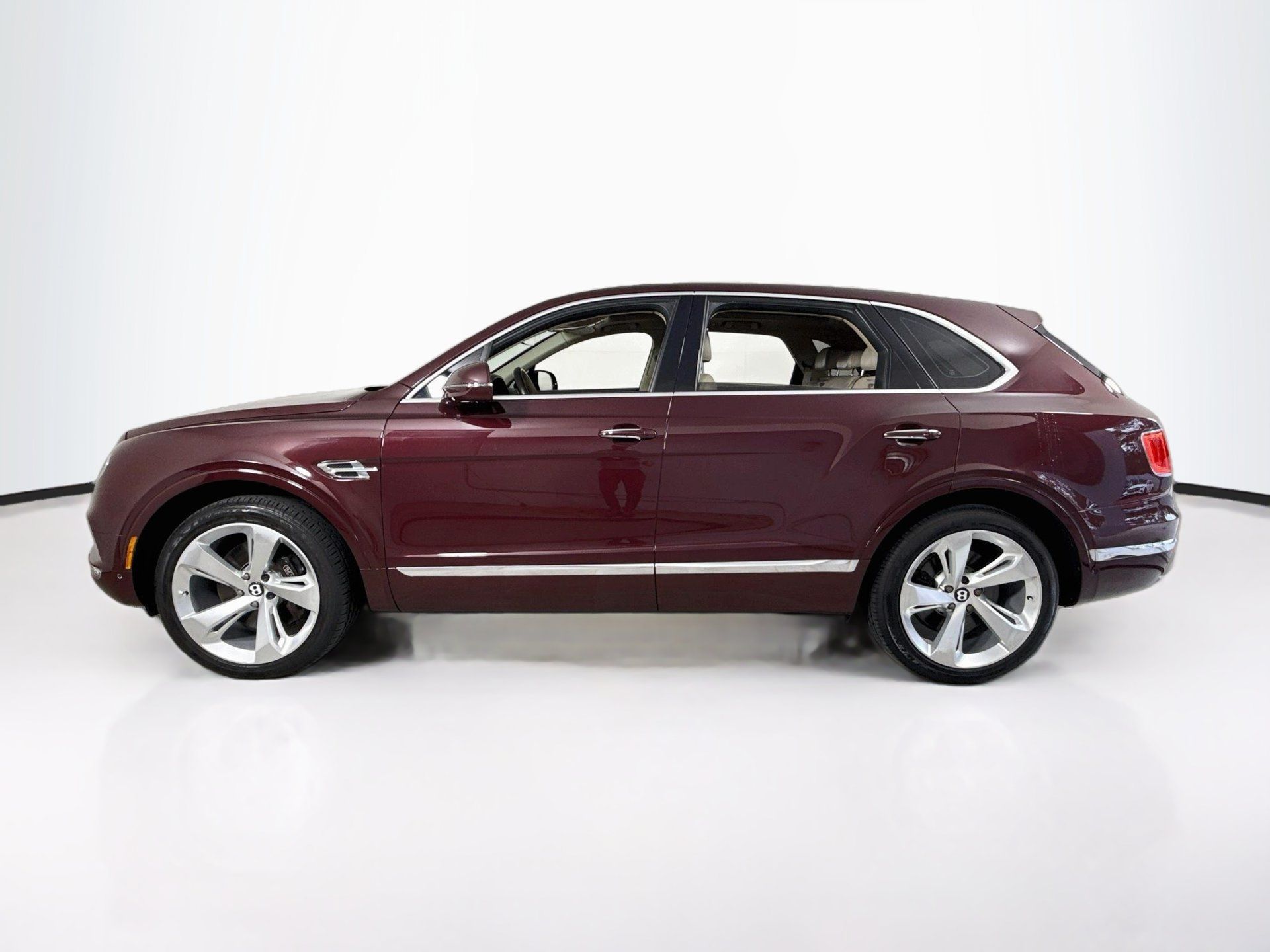 Used 2018 Bentley Bentayga Onyx Edition AWD/4WD image 4