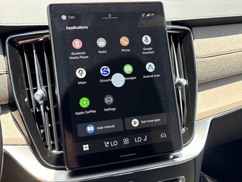 New 2026 Volvo XC90 B6 Core w/ Protection Package image 27