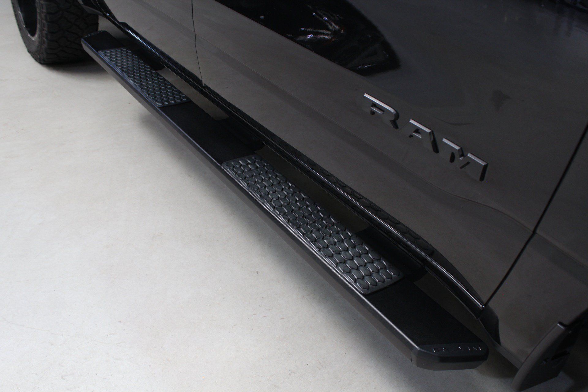 Used 2022 RAM 1500 Big Horn AWD/4WD image 30