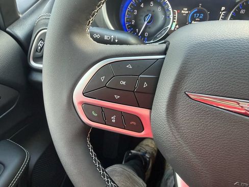 New 2026 Chrysler Pacifica Select FWD image 69