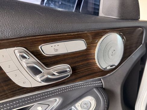 Used 2016 Mercedes-Benz C 300 4MATIC Sedan image 33