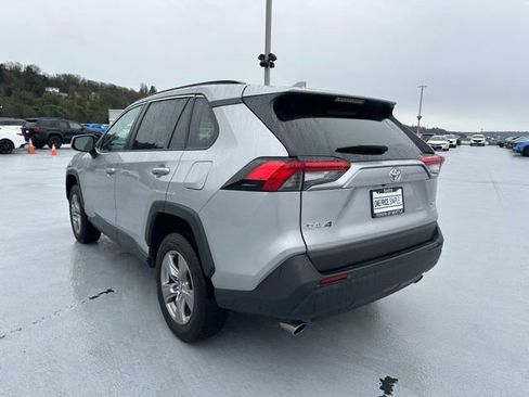 Used 2024 Toyota RAV4 XLE image 5