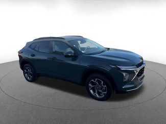 Used 2025 Chevrolet Trax LT video 2