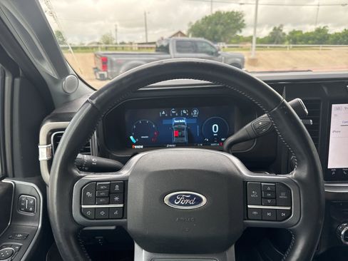 Used 2024 Ford F250 Lariat w/ Lariat Ultimate Package image 13