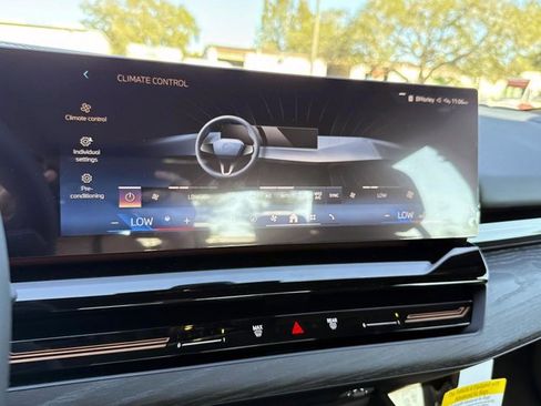 New 2026 BMW 530i w/ Premium Package image 26