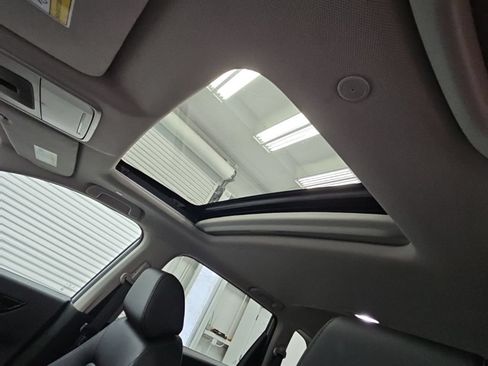 Used 2024 Honda CR-V EX-L image 27