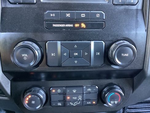 Used 2022 Ford F250 XL w/ Power Equipment Group image 50