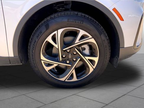 New 2026 Lincoln Nautilus Premier w/ Jet Appearance Package AWD/4WD image 11