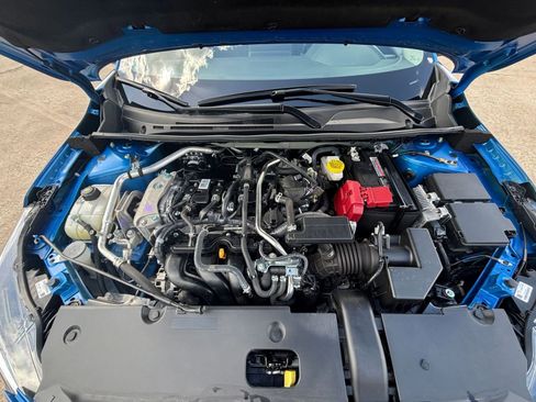 Used 2025 Nissan Sentra SV image 30