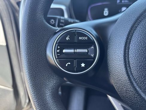 Used 2023 Kia Soul LX w/ Option Group 015 FWD image 27