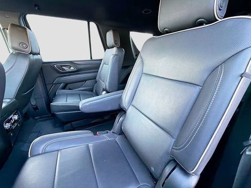 Used 2023 GMC Yukon SLT AWD/4WD image 22