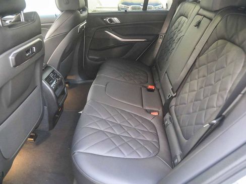 New 2026 BMW X5 sDrive40i image 15