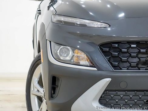 Used 2023 Hyundai Kona SEL AWD/4WD image 6