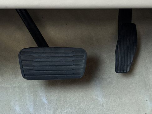 Used 2023 Cadillac Escalade ESV Premium Luxury image 41