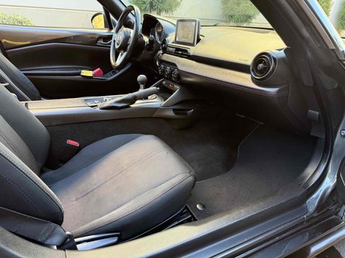 Used 2017 MAZDA MX-5 Miata RF Club w/ Brembo/BBS Package image 54