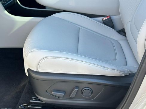 New 2026 Hyundai Tucson Limited image 12