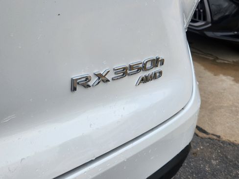 Certified 2025 Lexus RX 350h w/ Convenience Package image 16