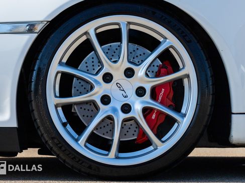 Used 2007 Porsche 911 GT3 RWD image 8