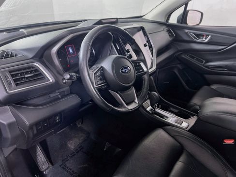 Used 2023 Subaru Ascent Limited w/ Technology Package AWD/4WD image 9