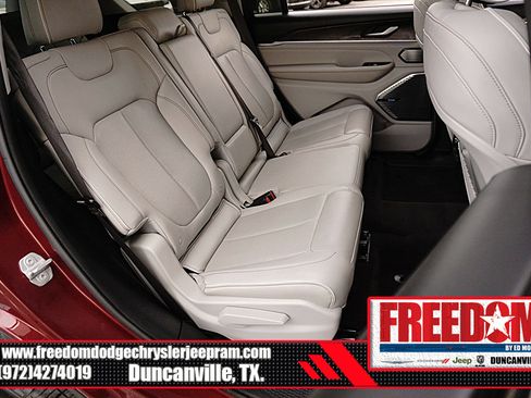 Used 2021 Jeep Grand Cherokee L Overland image 17