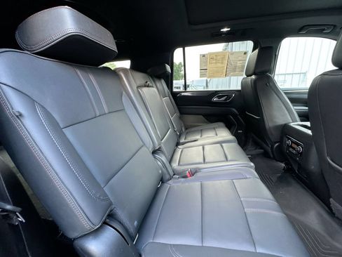 Used 2022 Chevrolet Suburban RST w/ Luxury Package AWD/4WD image 29
