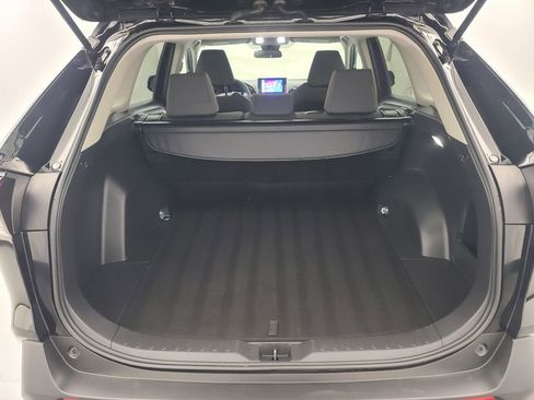 Used 2025 Toyota RAV4 XLE image 16
