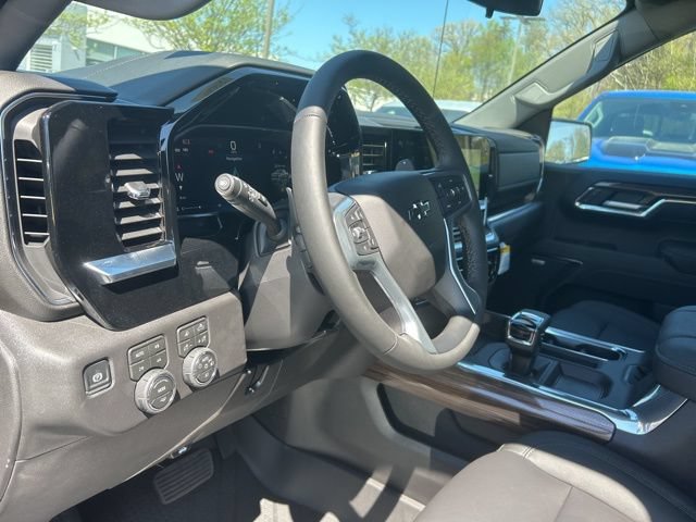 New 2026 Chevrolet Silverado 1500 RST w/ RST All Star Premium Package AWD/4WD image 10