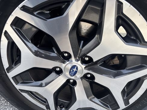 Used 2019 Subaru Forester Premium image 10