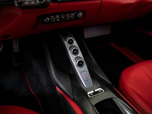Certified 2019 Ferrari 812 Superfast RWD image 18