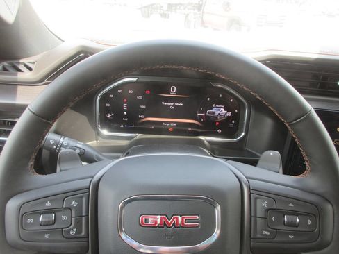 New 2026 GMC Sierra 1500 AT4 w/ AT4 Premium Package AWD/4WD image 21