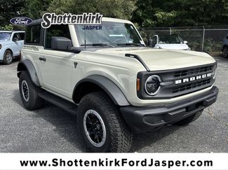 Used 2025 Ford Bronco 2-Door w/ Sasquatch Package AWD/4WD video 1