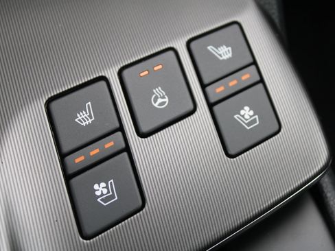 New 2026 Kia Sportage SX FWD image 40