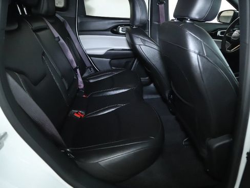 Used 2025 Jeep Compass Limited AWD/4WD image 31