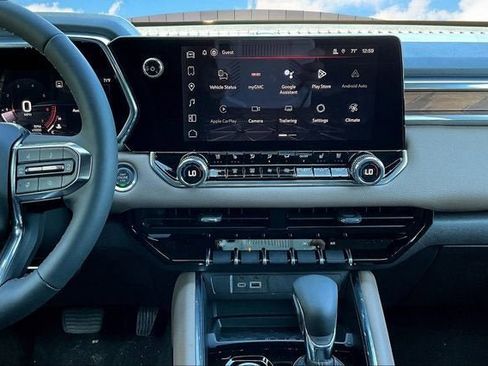 New 2026 GMC Canyon Denali image 7