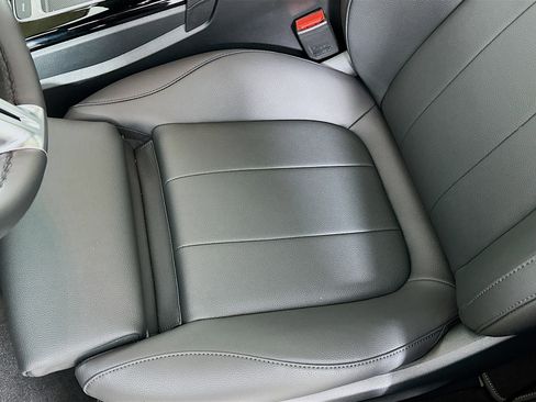 Certified 2025 Mercedes-Benz CLA 250 CLA 250 image 22