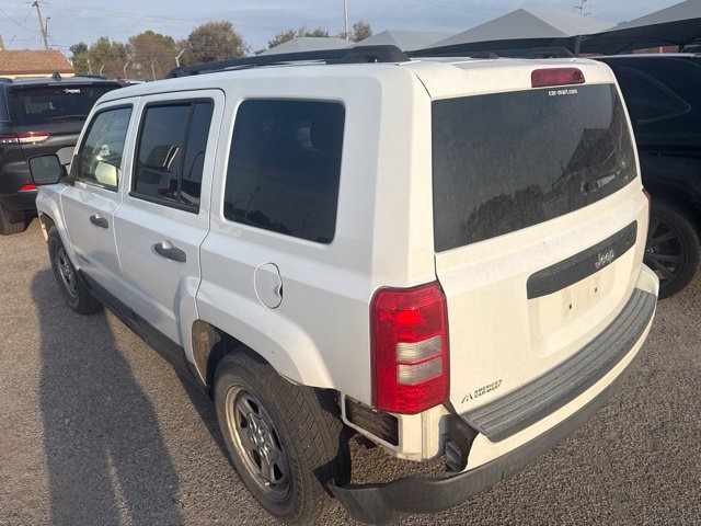 Used 2016 Jeep Patriot Sport FWD image 6