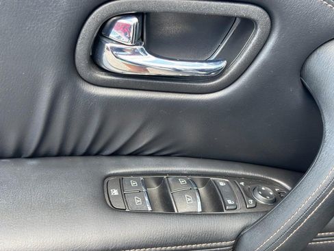 Used 2023 Nissan Armada Platinum w/ Captain's Chairs Package AWD/4WD image 20