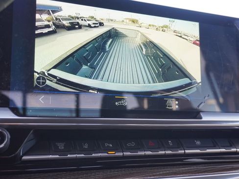 Used 2025 Chevrolet Silverado 3500 LT w/ Texas Edition image 34