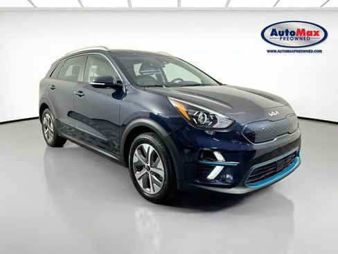 Used 2022 Kia Niro EX w/ Cold Weather Package image 1